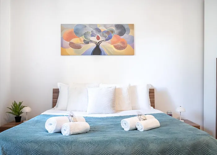 Maison d'hôtes Waves - 2 Min Metro Marconi - 15 Min Colosseo - A-c & Wifi 3*